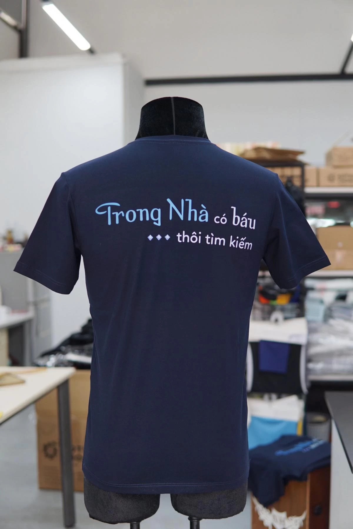 Đơn Hàng Đồng Phục Công Ty - Trong Nhà1