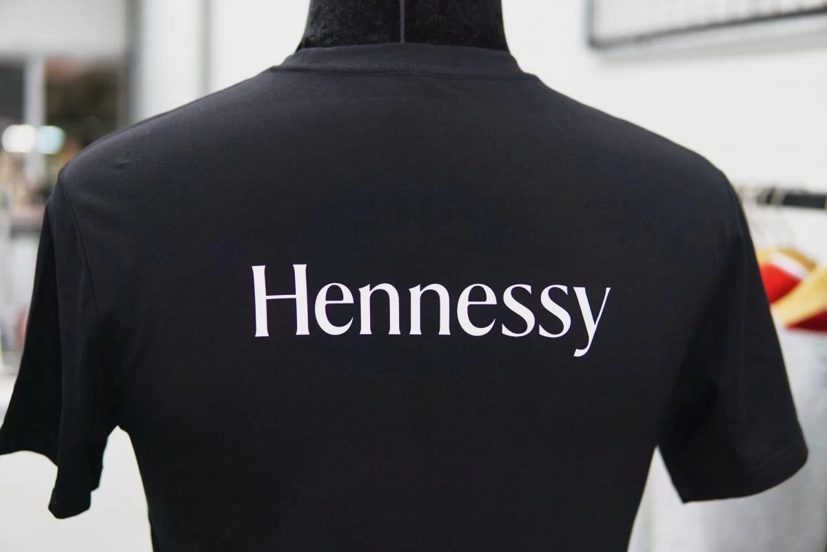 Đơn Hàng In Áo Thun Theo Yêu Cầu Số Lượng Ít - Hennessy3