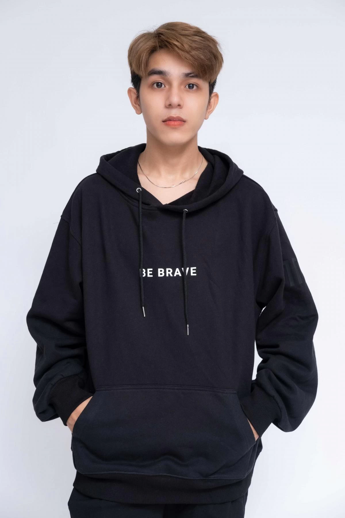 Gia Công Thời Trang Áo Hoodie Oversized Nam Be BraveGia Công Thời Trang 2