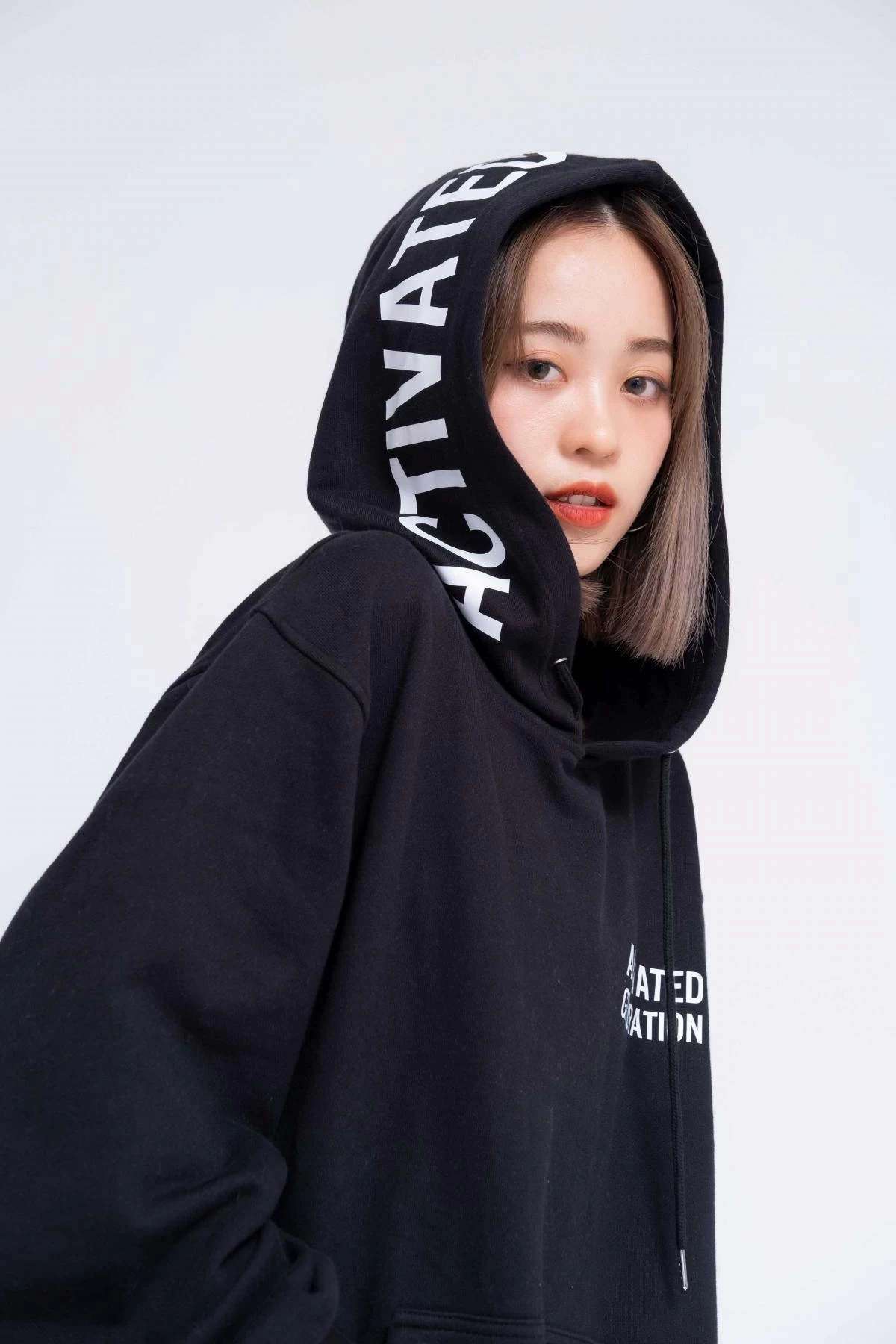 Gia Công Thời Trang Áo Hoodie Oversized Nữ Activated Generation2